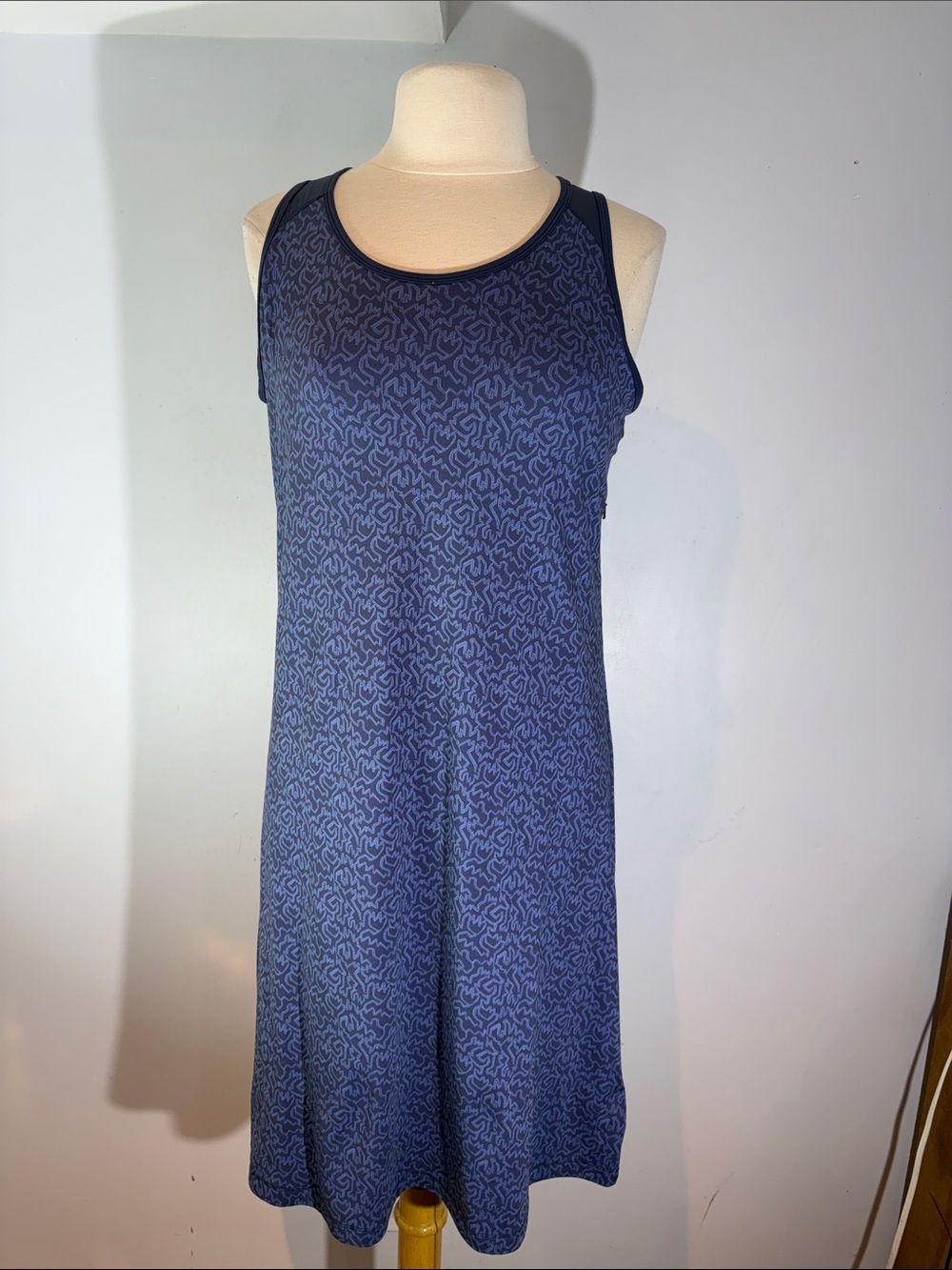 Columbia Dress Women L Blue Print Saturday Trail III Omni Wick Sleeveless Hiking